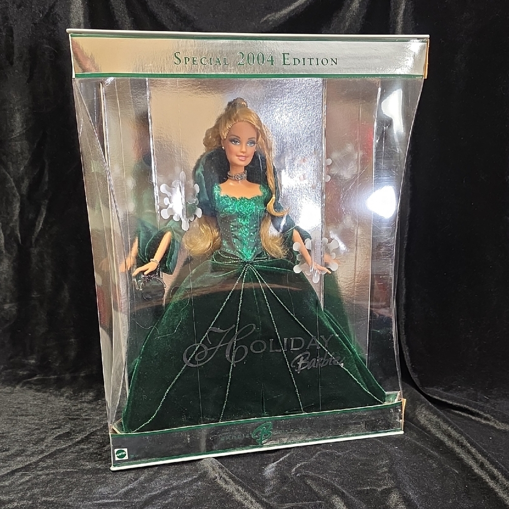 Special 2004 Edition Holiday Barbie Doll by Mattel Elegant Green Gown NIB